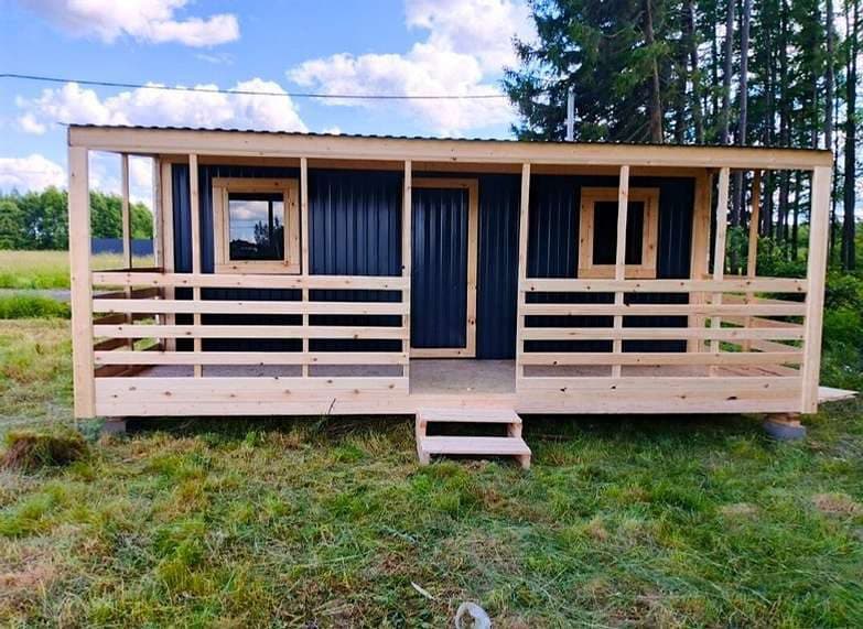 Бытовка 6 × 2,30 м + 6 × 2 м веранда
