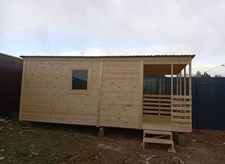 Бытовка с боковой верандой 6 × 2,30 м