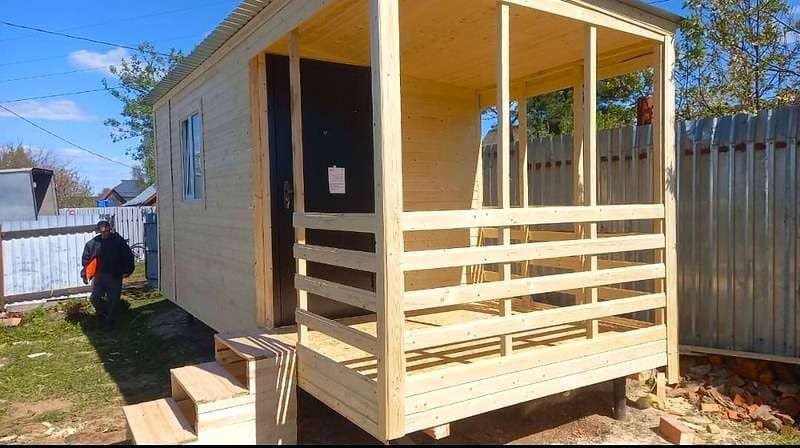 Бытовка с боковой верандой 6 × 2,30 м