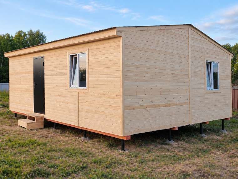 Дачный домик 6 × 7 м